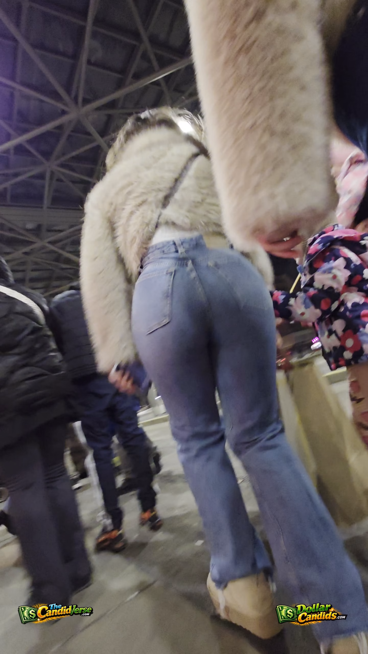 BigBubbleAssJeans 4K 30 HDR woTransition